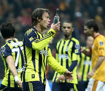 Arena'daki rezilliğe bakarmısın! - Resim: 2