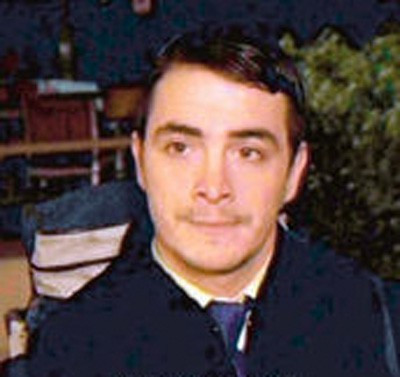 Fotoğraftaki çocuğu tanıdınız mı? Türkiye'nin en ünlü isimlerinden.... - Resim: 3