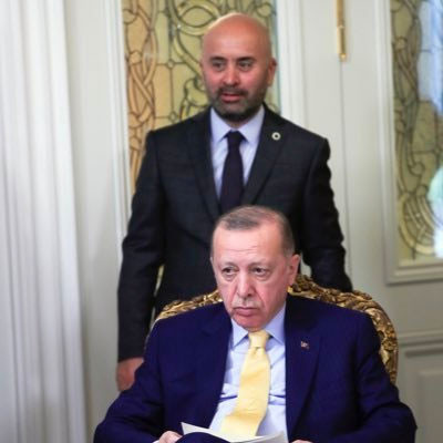 Cumhurbaşkanı Erdoğan'ın 16 yıl en yakınındaydı Hacı Yakışıklı yeni öğrendi yazısında paylaştı - Resim: 0