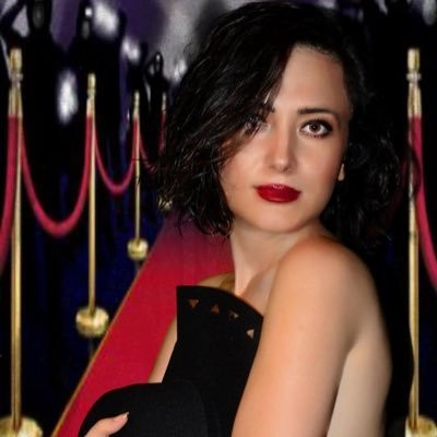 Ünlü sunucu ışıltılı dünyadan vazgeçtim dedi ve tesettüre girdi! - Resim: 2