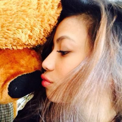 Ünlü şarkıcı köpek sandı eve götürdü mahkemelik oldu! - Resim: 1