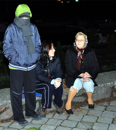 Deprem halkı sokağa döktü - Resim: 2