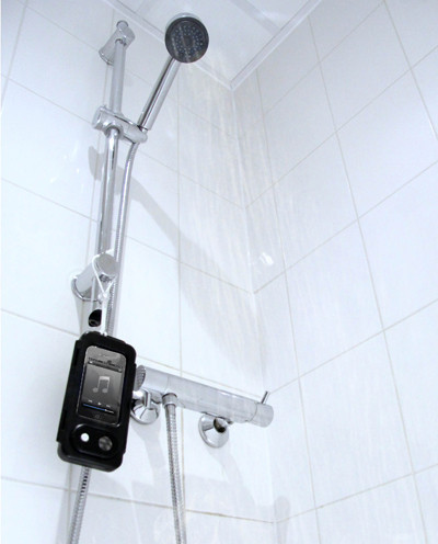 Duşa telefonla girdi kurbanlardan biri de o oldu - Resim: 4