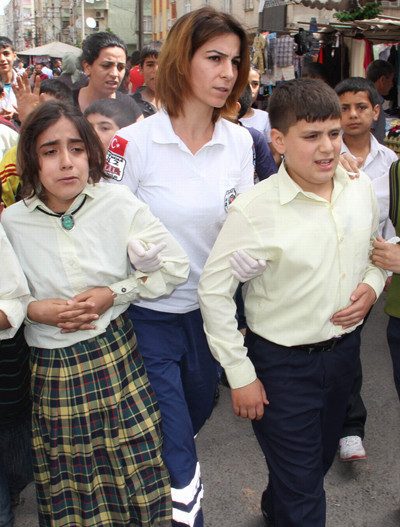 Sütten zehirlenen öğrenciler hastanelik oldu - Resim: 1