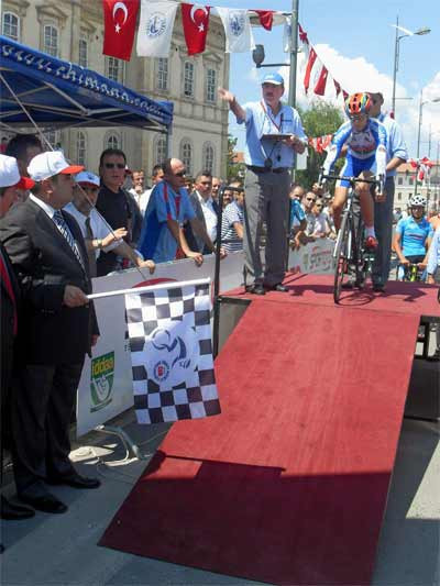 Pedallara Yazıcıoğlu için basıldı - Resim: 1