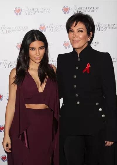 Kim Kardashian'ın korumaları annesi Kris Jenner'ı dövdü hastaneye kaldırıldı - Resim: 1