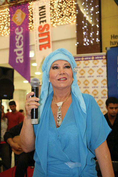 Bedia Akartürk hastaneye kaldırıldı Bozlakların ustası Bedia Akartürk kimdir! - Resim: 2