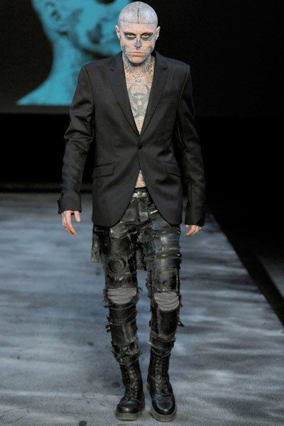 Zombi çocuk intihar etti! Lady Gaga'dan duygusal paylaşım - Resim: 3