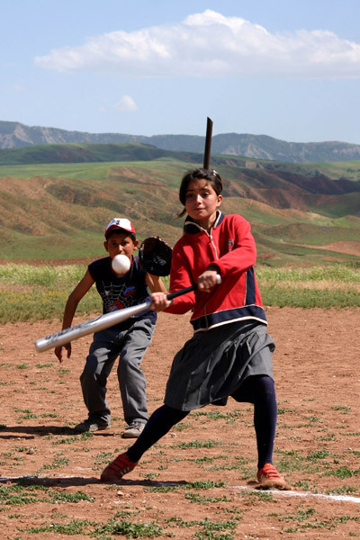 Köy çocuklarının beyzbol merakı - Resim: 2