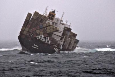 Yük gemisi böyle alabora oldu - Resim: 4