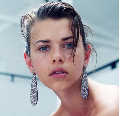 Victoria's Secret meleğinin makyajsız üstsüz pozu olay oldu - Resim: 1