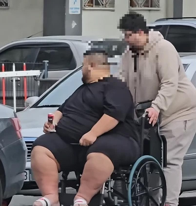 Göbeğini sallamasıyla ünlenmişti! Yasin Cengiz'in son görüntüsü korkuttu - Resim: 6
