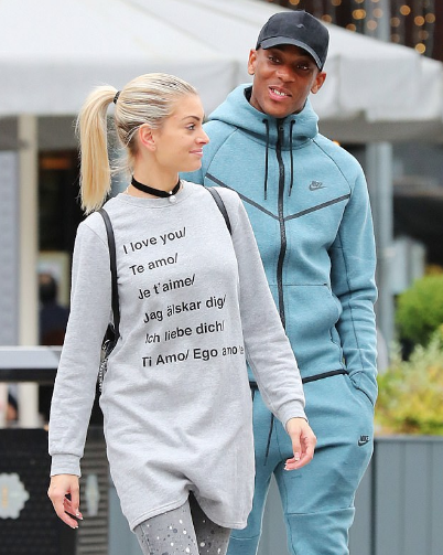 Ünlü futbolcu hamile sevgilisini aldattı - Resim: 4