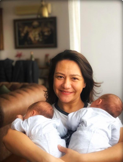 Ezgi Sertel kimdir yaşı kaç işte eşi Ozan Çobanoğlu ve ikizleri - Resim: 0