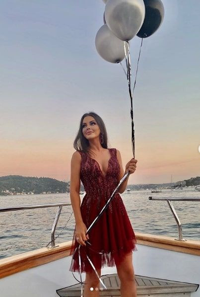 Eski gelin adayı Sinem Umaş emniyete teslim oldu hapis cezası almıştı - Resim: 4