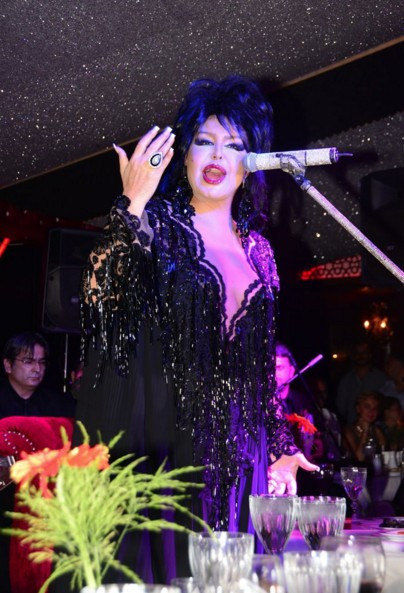 Bülent Ersoy: Deri ayakkabı giyenin ayaklarını parçalarım! - Resim: 2