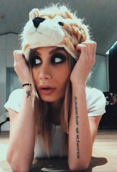 İrem Derici instagram'da olay oldu paylaştığına bakın - Resim: 4