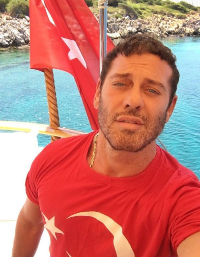 Mert Alaş, Demet Akalın'ı tanımıyorum dedi, kıyamet koptu - Resim: 3