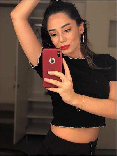 Merve Sevi'nin bacak pozu olay oldu! - Resim: 1