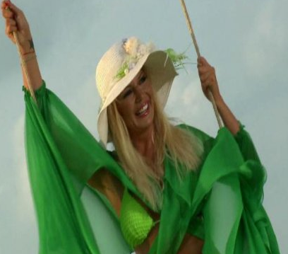 Klip çekerken ölümden döndü! - Resim: 1