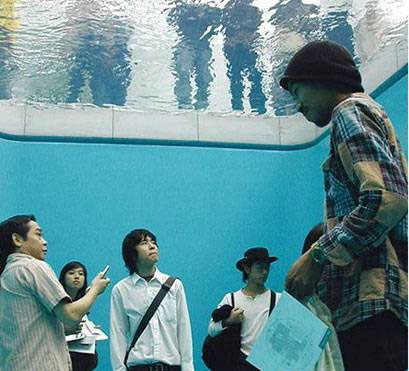 Bu havuza giren ıslanmıyor! - Resim: 4