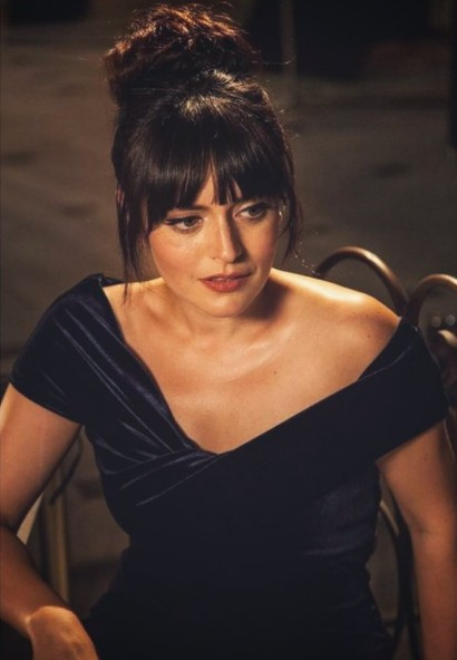 Ezgi Mola zayıfladı imaj değişikliğine gitti son haline bakın  - Resim: 2