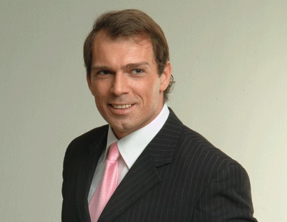 Meriç Erkan geri döndü taliplerini tek tek reddediyor - Resim: 1