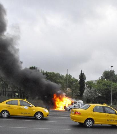 Müşteri servisi alev alev yandı! - Resim: 2