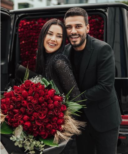 Baldız ile enişte sarmaş dolaş dans etti, bunu anormal bulan takipçiye Dilan Polat küfürler savurdu - Resim: 1