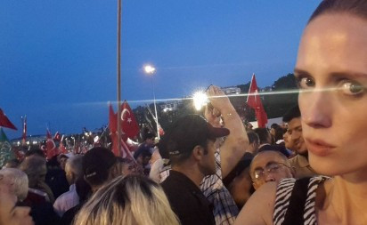 15 Temmuz'da köprüye bakın hangi ünlü isimler gitti! - Resim: 1