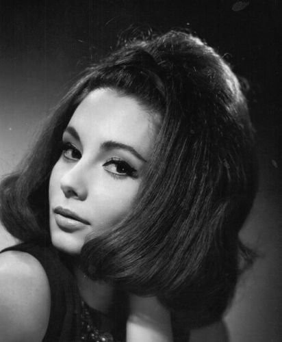 Bir zamanların yıldızıydı sonu akıl hastanesinde bitti - Resim: 3