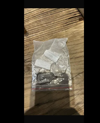 Oyuncu ve menajerler gözaltında! Evlerinden çıkanlara bakın neler var neler - Resim: 2