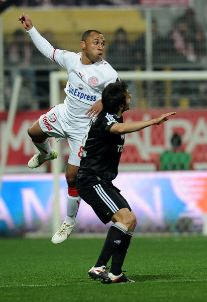 Yenilmez Kartal! - Resim: 2