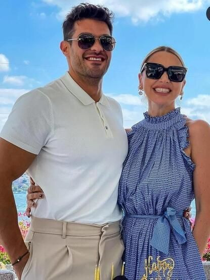 Hadise'den bornozlu paylaşımın ardından küvet pozu! Beğeni yağdı - Resim: 1