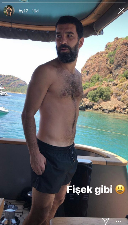 Burak Yılmaz'dan 'Arda Turan göbekli' diyenler için olay paylaşım - Resim: 4