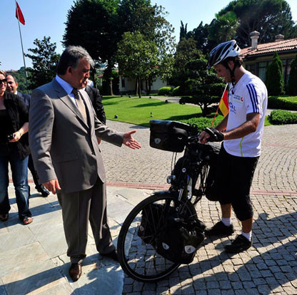 372 saatte Almanya'dan göç etti - Resim: 1