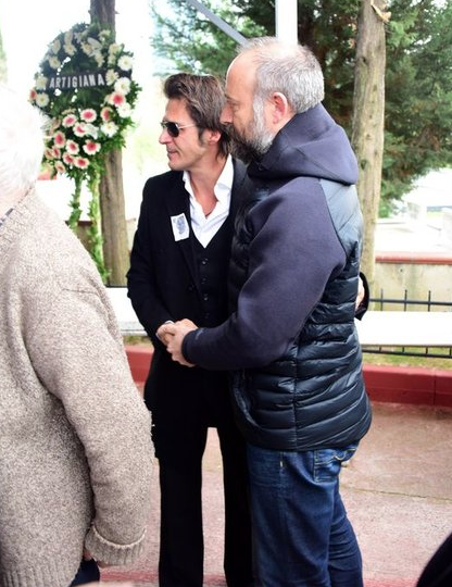 Mehmet Günsür'den babaya son bakış! Hüngür hüngür ağladı - Resim: 4