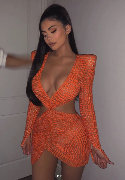 Dünyanın en genç milyarderleri arasında! Kylie Jenner'ın elbisesinin fiyatı dudak uçuklattı! - Resim: 3