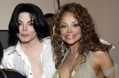 Jackson'ın hayaleti evin içinde dans ediyor! - Resim: 2