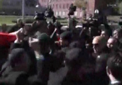 Başbakanlık önünde olaylar çıktı - Resim: 3