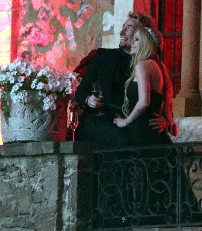 Avril'ın ilginç gelinlik seçimi - Resim: 3