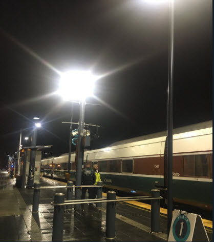 ABD'de yolcu treni raydan çıktı - Resim: 4