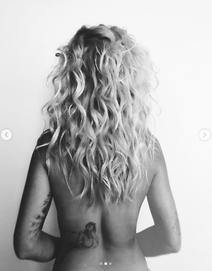 Rita Ora'nın üstsüz paylaşımı ortalığı salladı geçti - Resim: 4