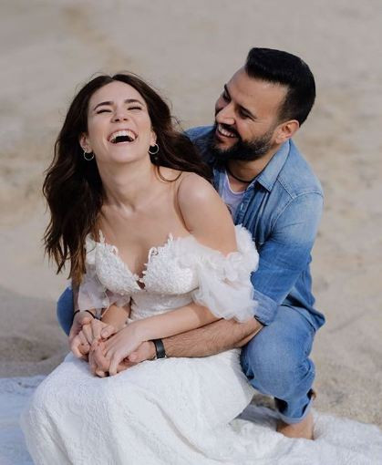  Alişan Buse Varol düğününden ilk fotoğraflar gelinliğe dikkat! - Resim: 2