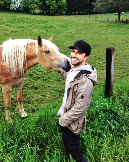 Tarkan'dan hayranlarını üzecek haber! Kızı için vazgeçti - Resim: 3