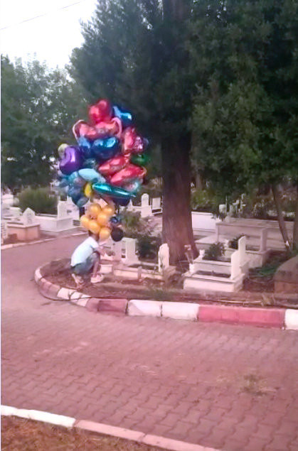 Kimse görmedi zannetti yaptığı hareketle gönülleri kazandı telefonları susmadı - Resim: 1