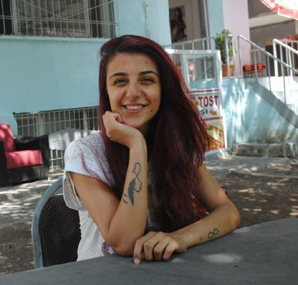 Diyarbakır'da genç kız dershaneye gidebilmek için çay ocağı açtı - Resim: 4