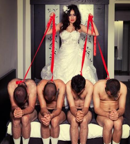 Çok eşliliğe ironik destek - Resim: 3