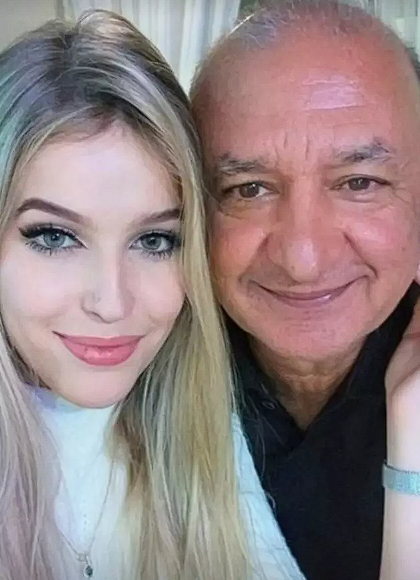 Kendisi 65 karısı 16 yaşında! Belediye başkanı açıklamalarıyla gündem yarattı: Balayımız bitince... - Resim: 0