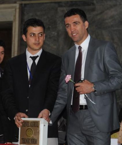 Hakan Şükür verdiği sözü tuttu ve... - Resim: 1